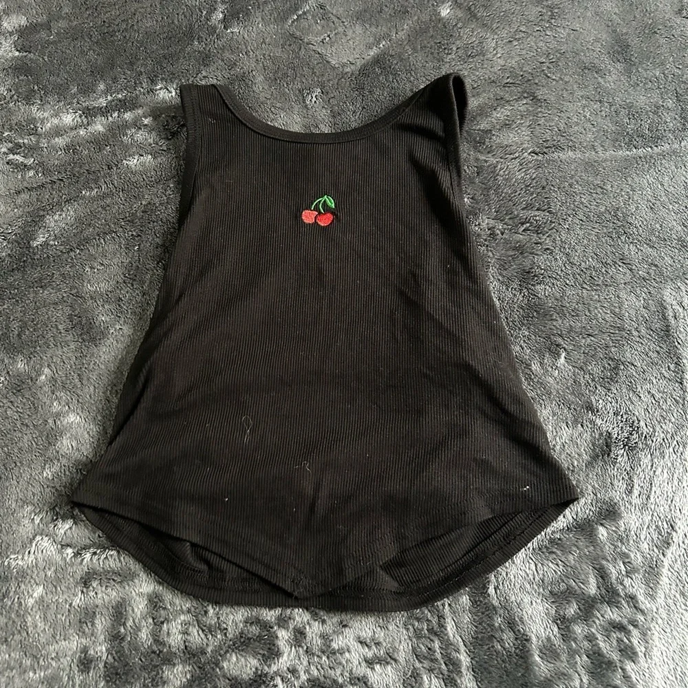 Sexy Y2K Crop Top - Picture 4 of 6